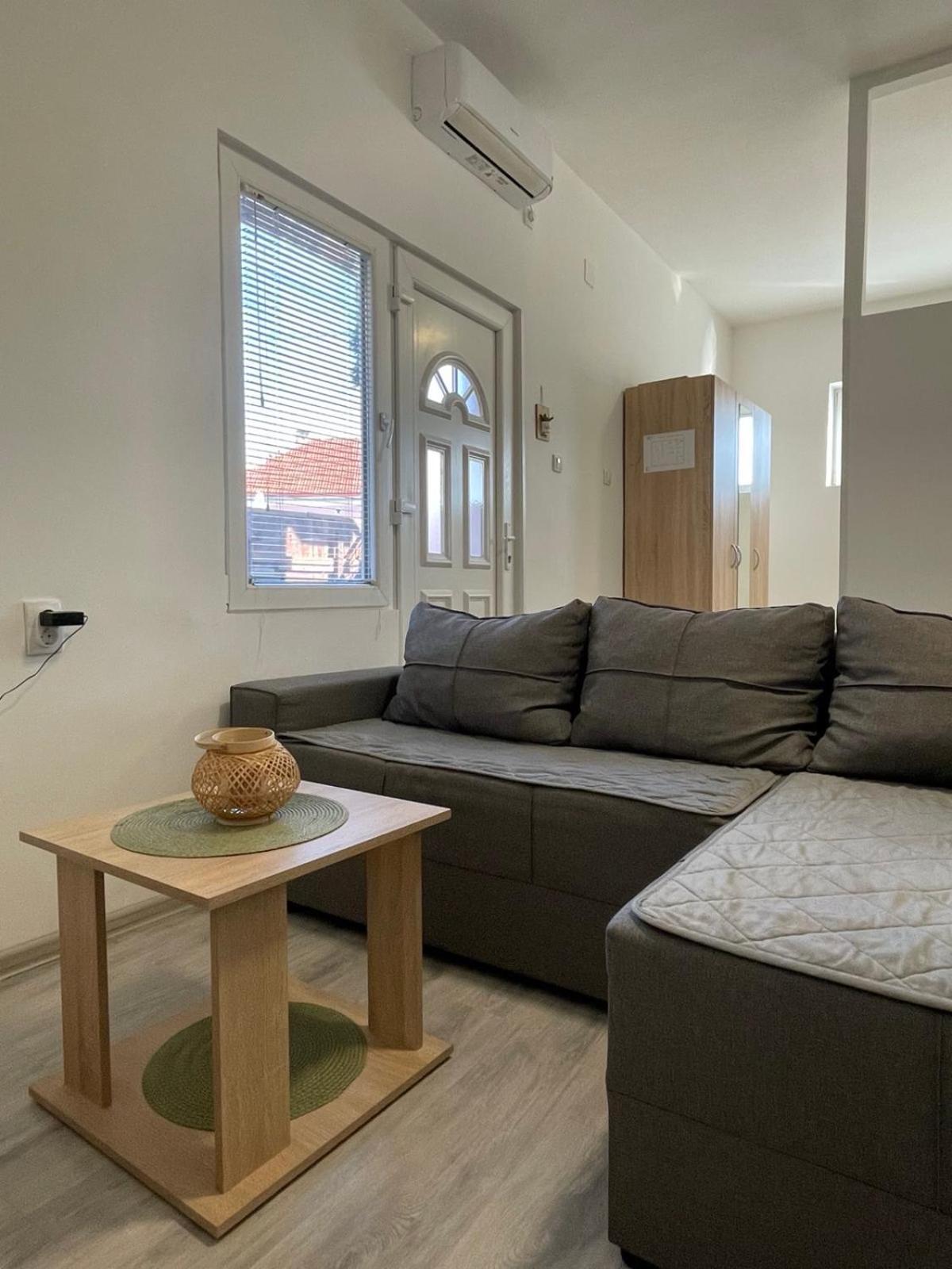 Apartman Arthur Kikinda Esterno foto